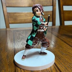 Demon Slayer (Kimetsu no Yaiba) Tanjiro Kamado Vinyl Figure Culturefly